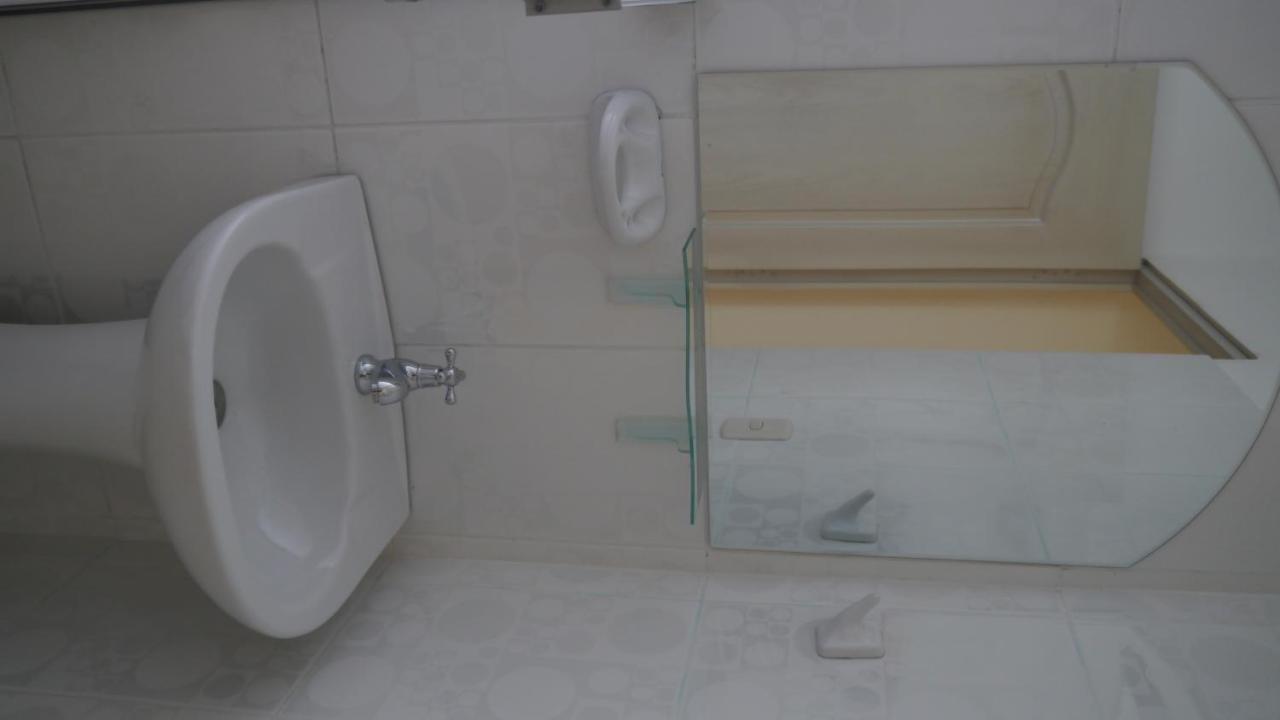 El Parque Hotel Andahuaylas Ngoại thất bức ảnh
