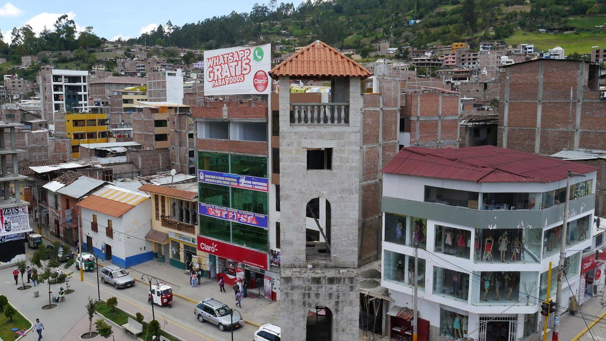 El Parque Hotel Andahuaylas Ngoại thất bức ảnh