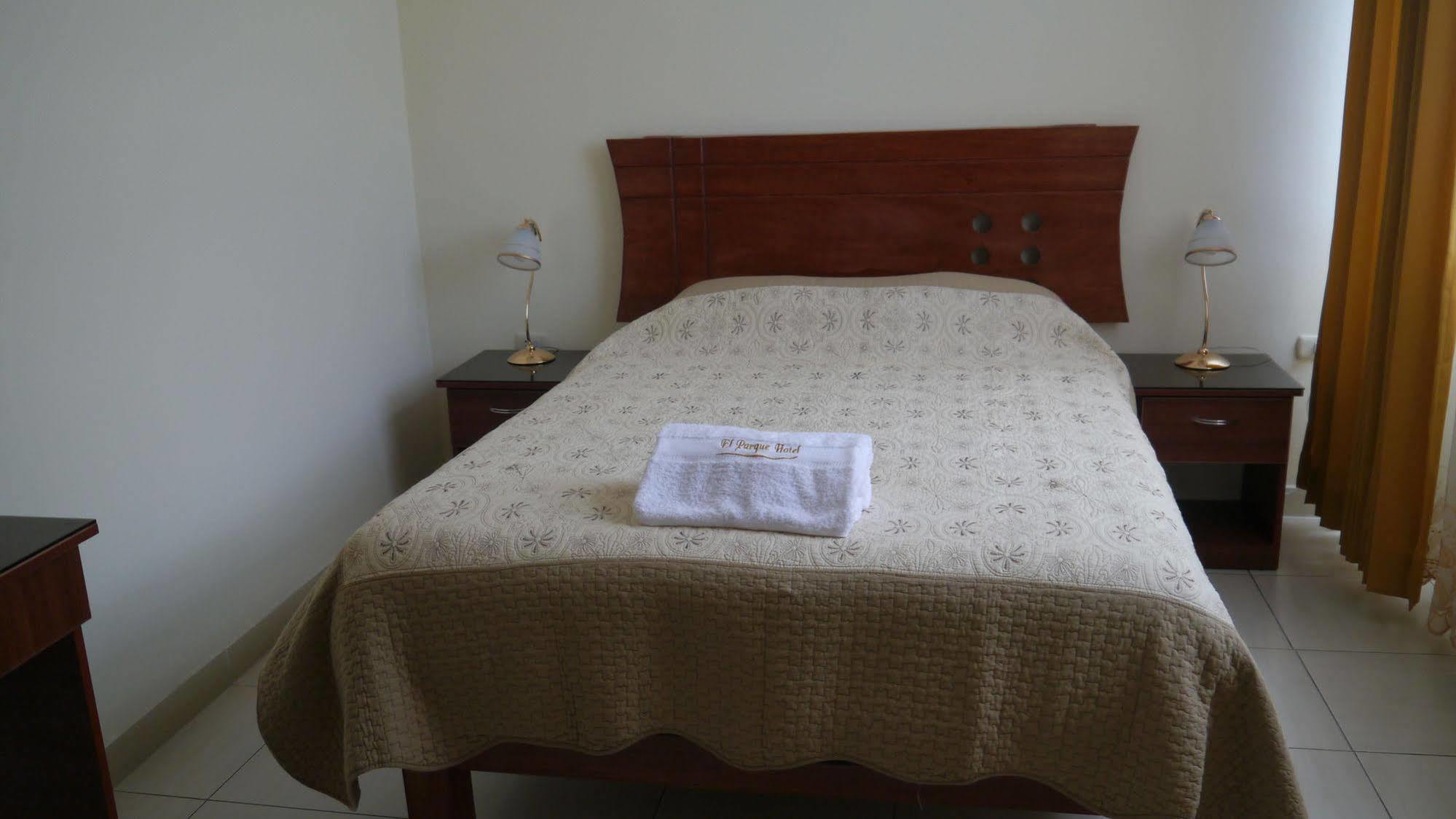 El Parque Hotel Andahuaylas Ngoại thất bức ảnh